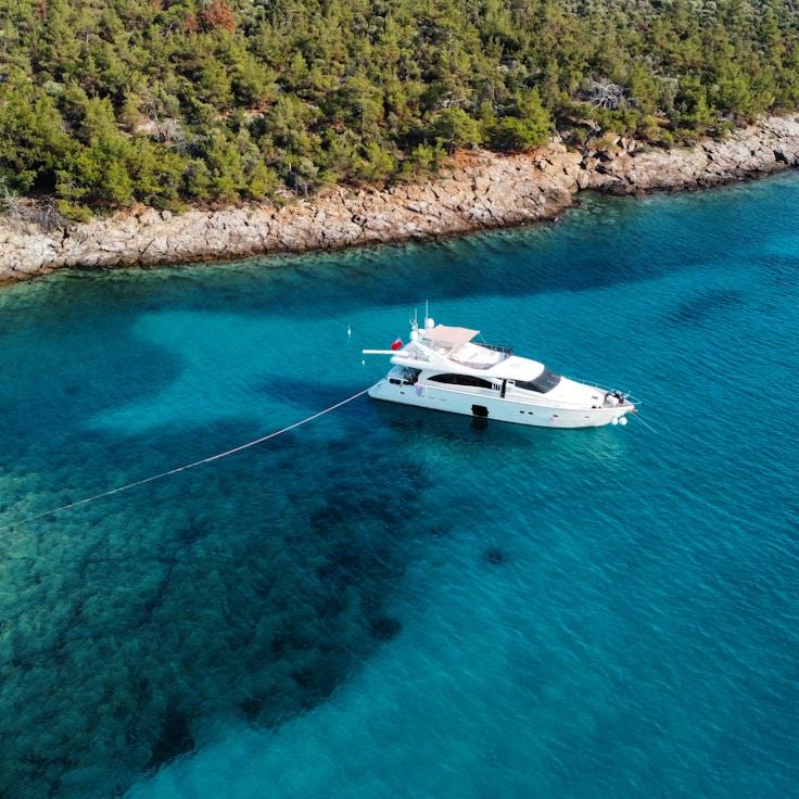 Yachting lifestyle snapshot